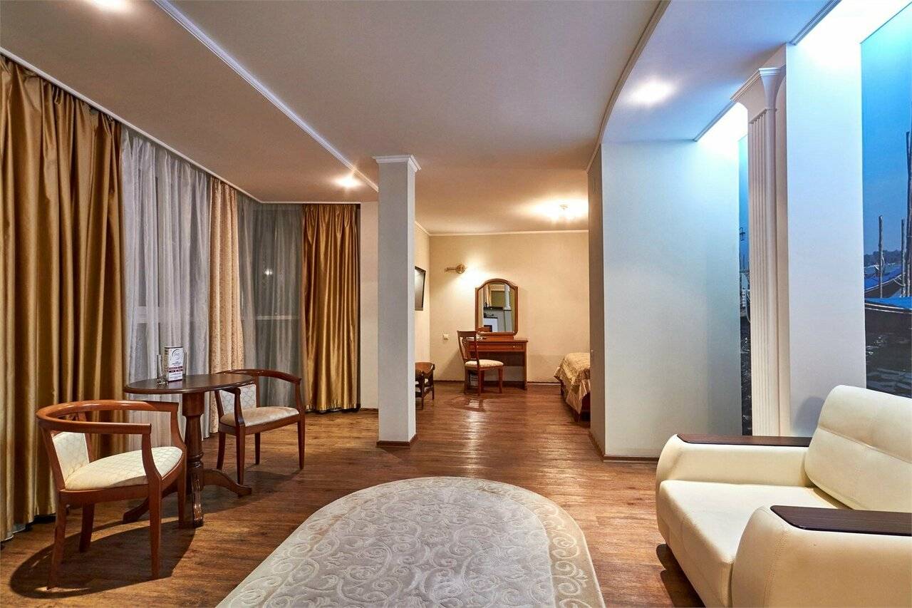 Фотографии номера VIP DBL в Гостинице Пионер Люкс Саратов